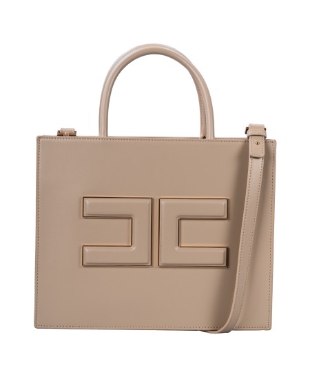 Shop ELISABETTA FRANCHI  Borsa: Elisabetta Franchi shopper media con placca logo.
Fodera in materiale sintetico.
Placca logo con profilo in metallo dorato.
Chiusura con zip.
Tracolla di servizio per portabilità a spalla.
Dimensioni 31 x 25 x 11 cm.
Composizione: 50% Poliuretanica, 40% Poliestere, 10% Cotone.
Made in Italy.. BS16A42E2-784